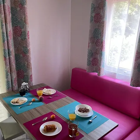 Le Vrai Paradis * Estréboeuf